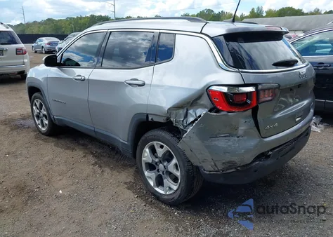2019 Jeep Compass Limited 4X4 z USA, uszkodzony, nr VIN 3C4NJDCB1KT747555